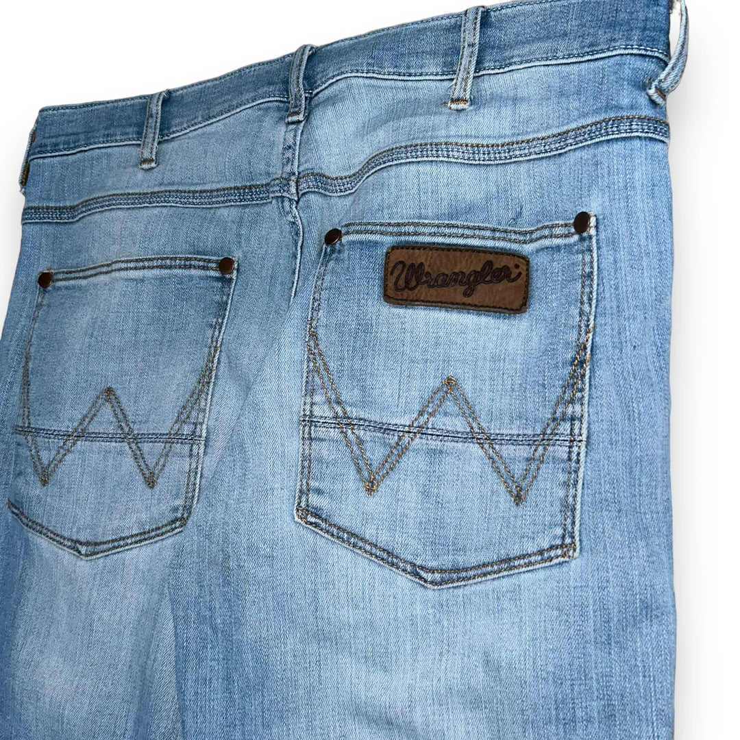 Jeans WRANGLER  (32 USA  M) - NOLIMITOGSTYLES-NO LIMIT OG STYLES